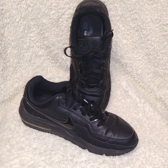 Nike Air Max LTD tennis shoes - Picture 8 of 11